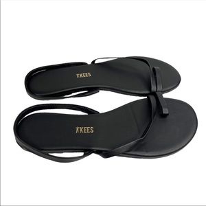 NWOT TKEES Black LC Flat Strappy Sandals